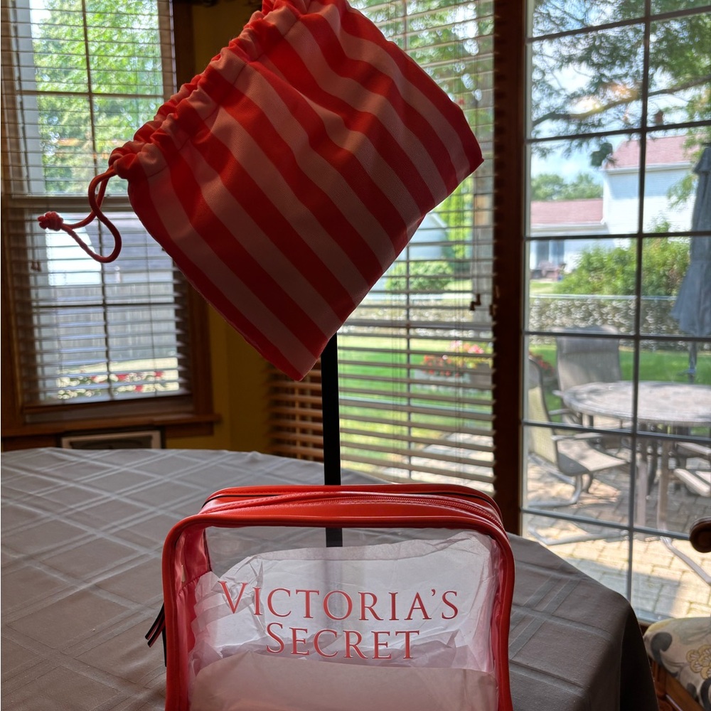 Victoria's Secret Pink and White Bag Duo NWT